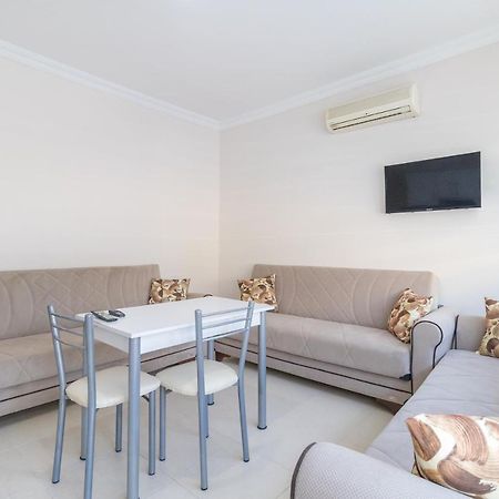 Apartments Near To City Center And Beach Мармарис Екстериор снимка